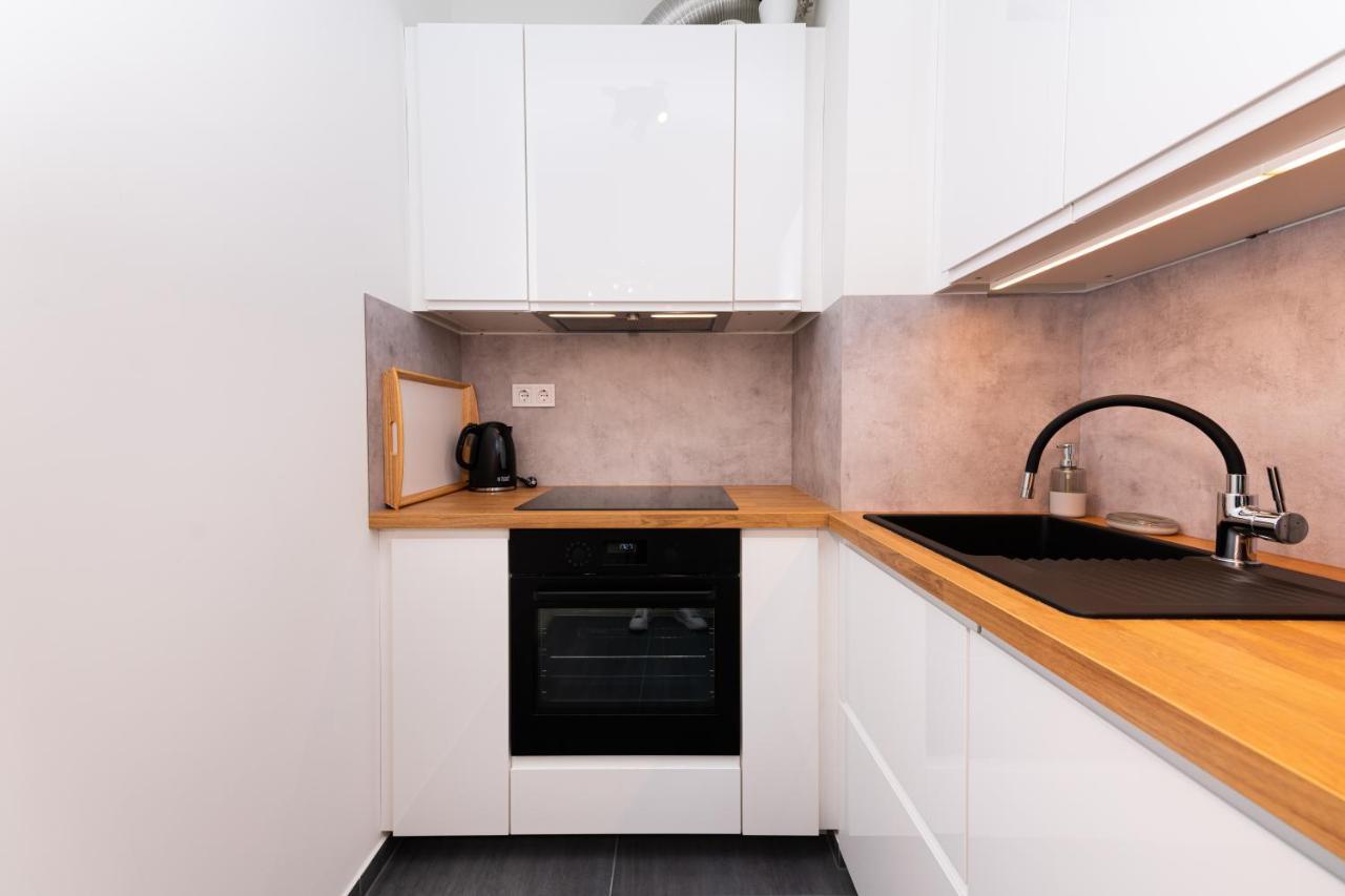 Westside Apartments By Urbanrent Boedapest Buitenkant foto
