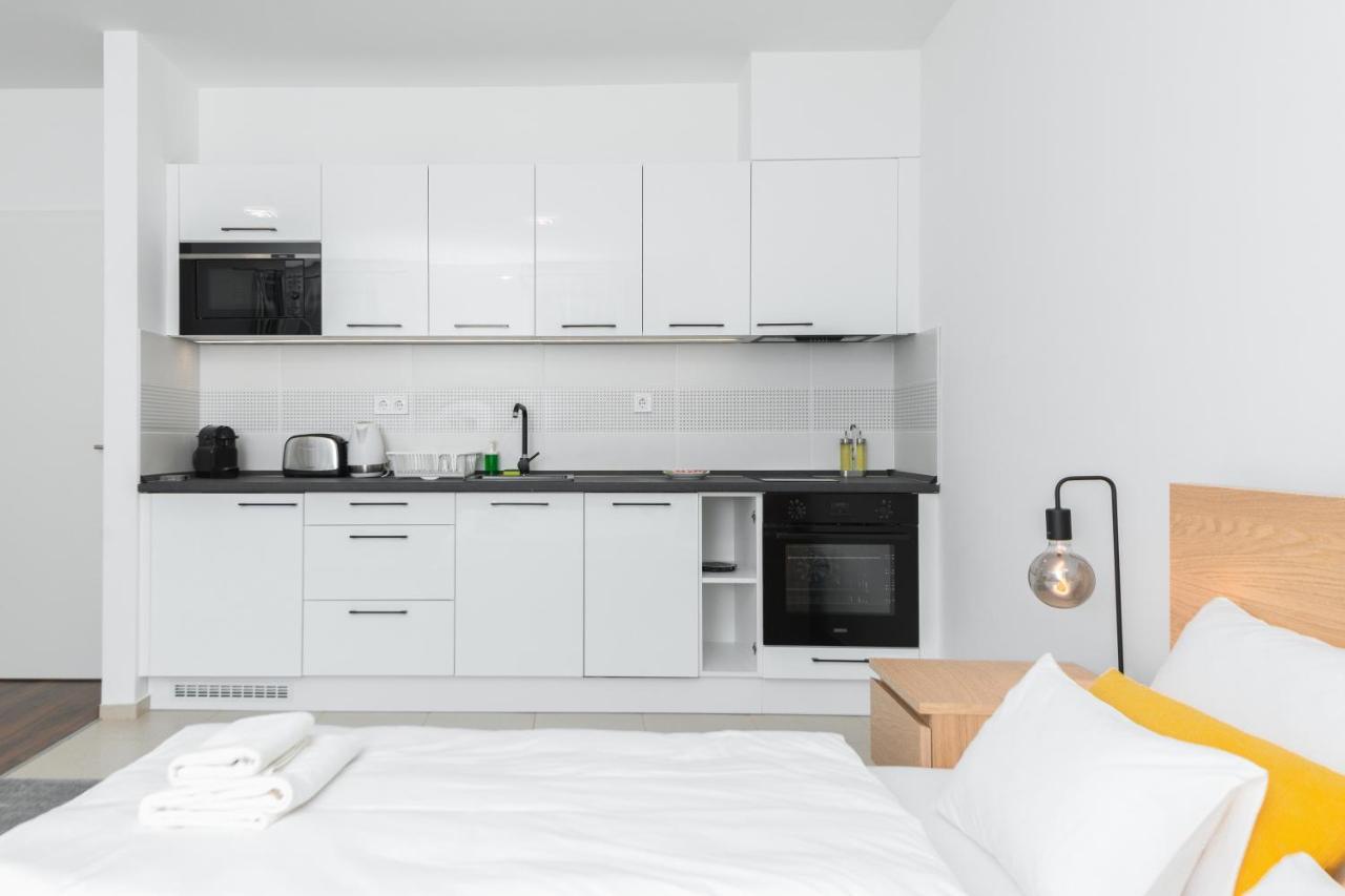 Westside Apartments By Urbanrent Boedapest Buitenkant foto