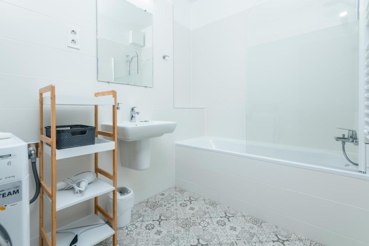 Westside Apartments By Urbanrent Boedapest Buitenkant foto