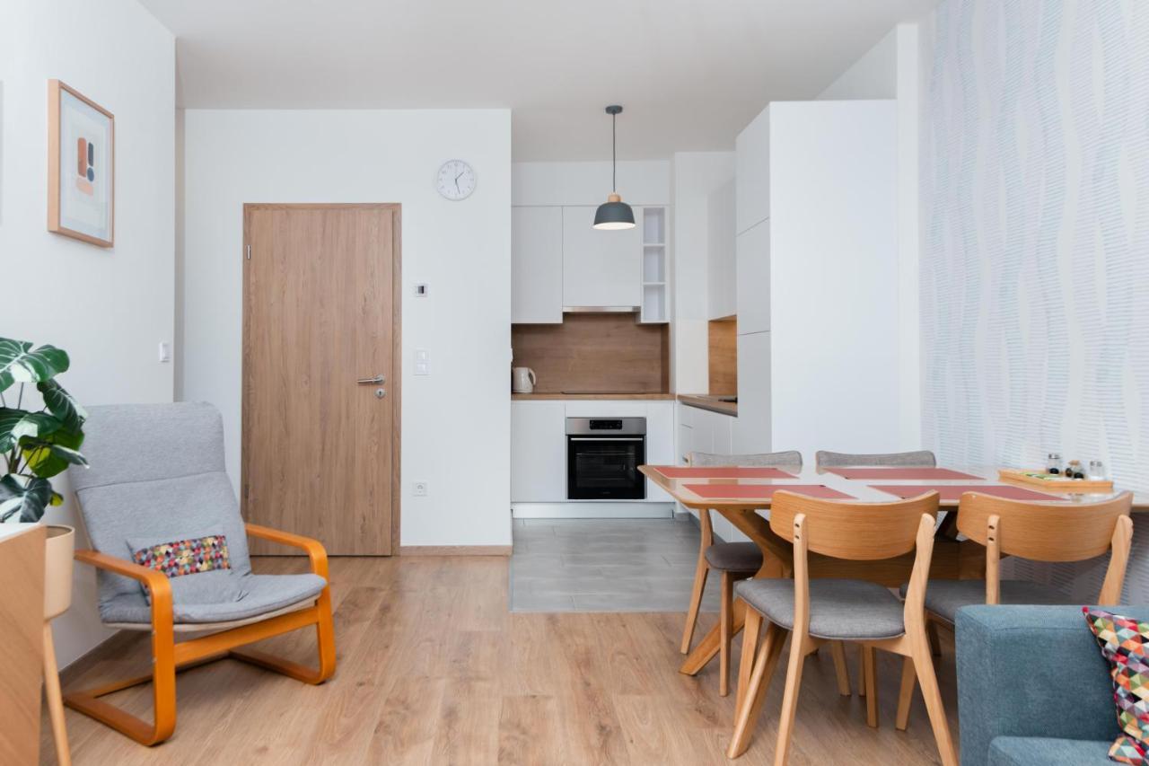 Westside Apartments By Urbanrent Boedapest Buitenkant foto